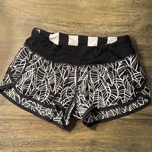 Lululemon speed up short